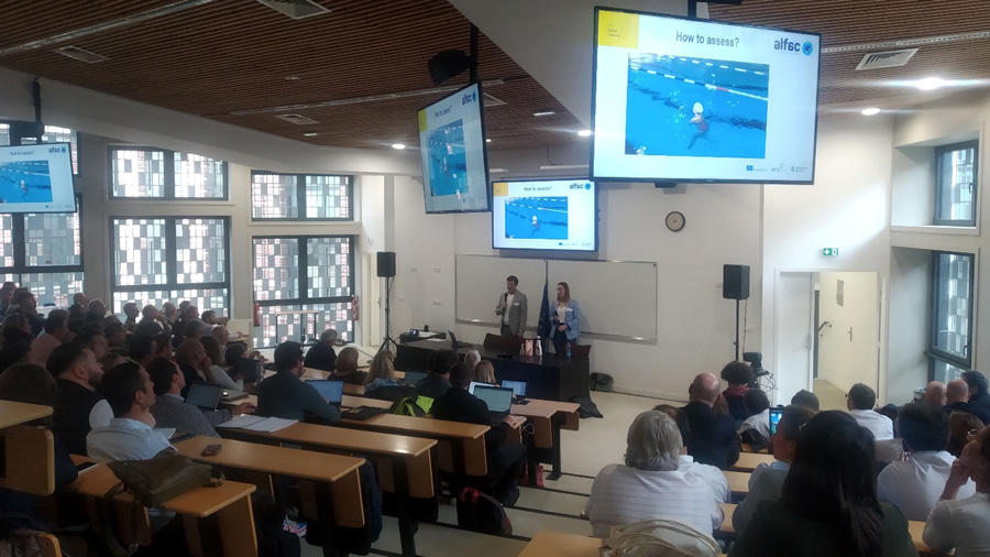 Prof. François POTDEVIN and Léa MEKKAOUI, the project leaders, then fully explained the issues of ALFAC at stake and the project’s objectives and plans to achieve them. All the partners gave a presentation of their work in the project.